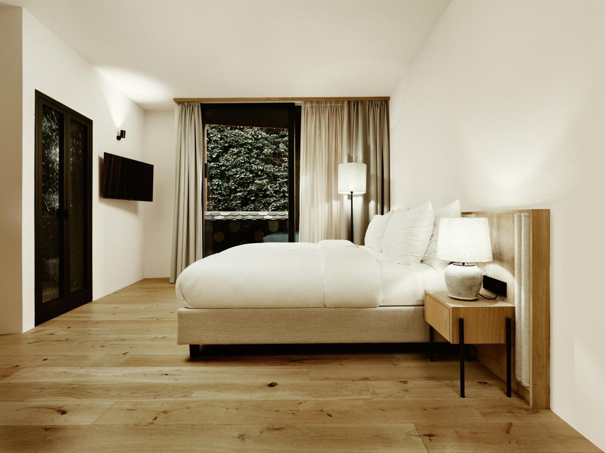 Adler Historic 4*